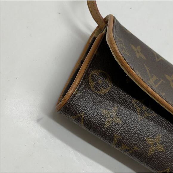 💎✨AUTHENTIC✨💎Louis Vuitton Pochette Twin PM Crossbody - Picture 6 of 9